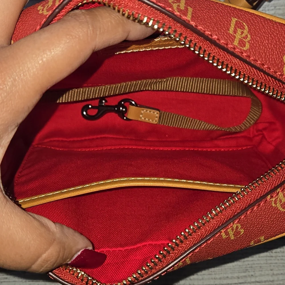 Dooney & Bourke brand dooney